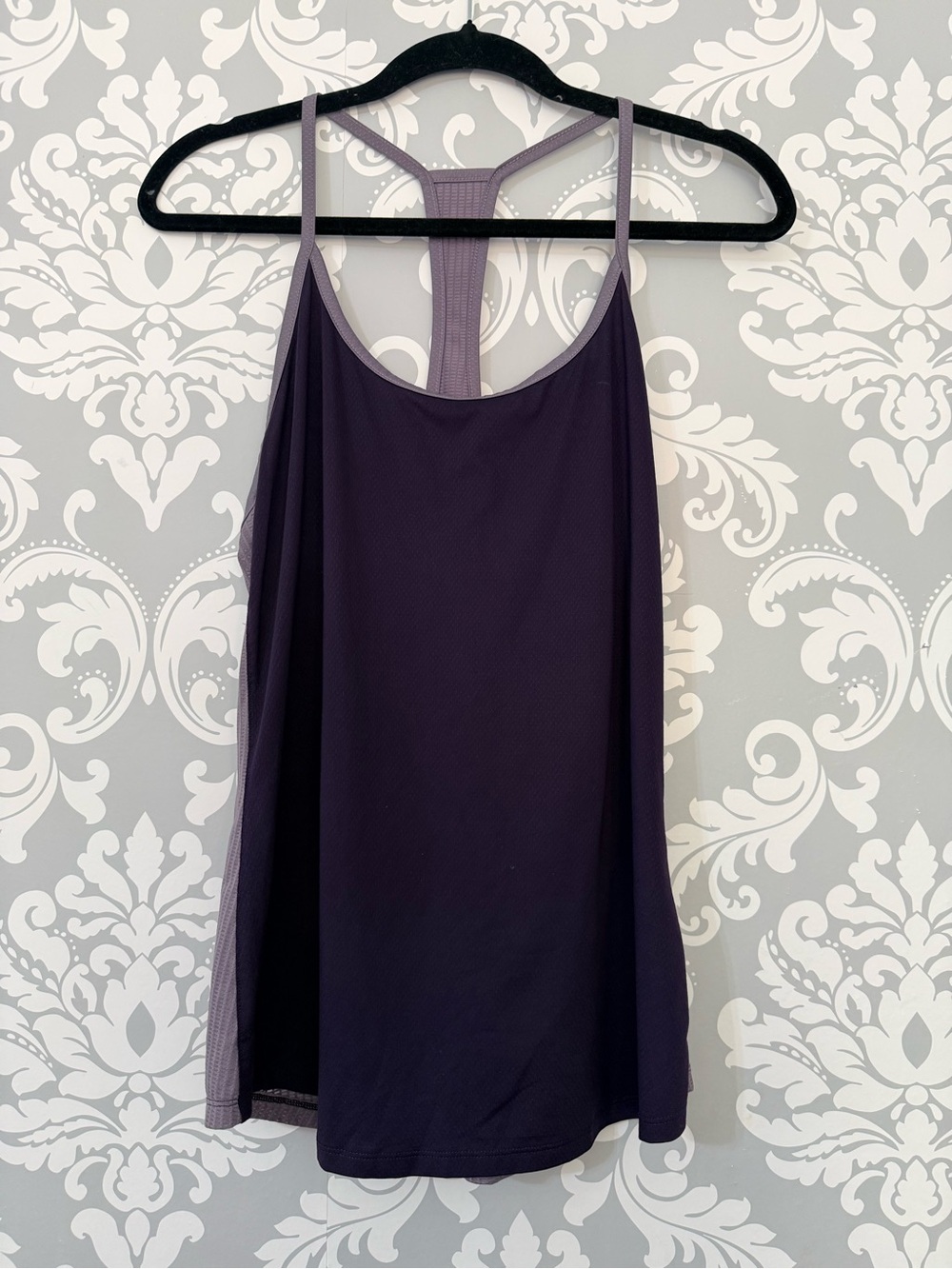 💫4/$25 • Under Armour Women's Purple Racerback Tank Top